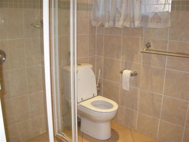 Liongate Bed And Breakfast Эденвейл Номер фото