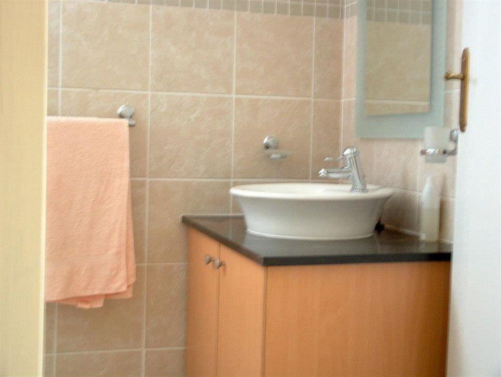 Liongate Bed And Breakfast Эденвейл Экстерьер фото